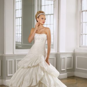 Voordelige strapless bruidsjurk taft zijde