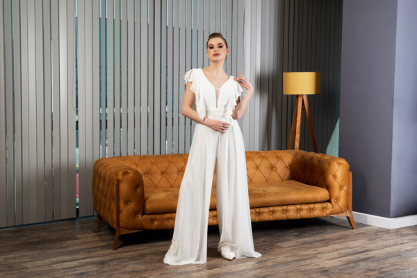 Jumpsuit-Bruid-Veter-Chiffon-stof-Bruidsoutletwinkel
