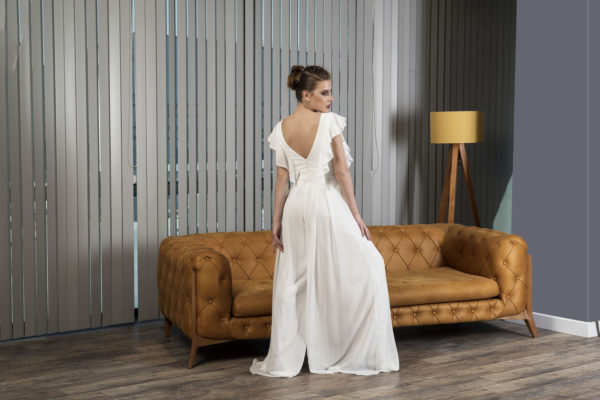 Jumpsuit-bruid-Bruidswinkel-Bruidsoutletwinkel-Noord-Holland